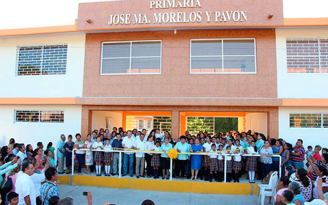 Reconstruyen primaria José María Morelos y Pavón en Tihuatlán